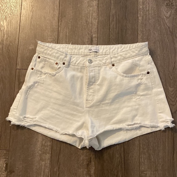 Zara white denim distressed shorts size 14 - Picture 2 of 6